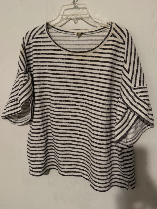 LOFT Tops - LOFT Black & White Striped Short Sleeve Tee